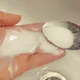 Das ist der Grund, warum jetzt jeder Zucker in sein Shampoo mixt! Das solltest du nicht verpassen.
