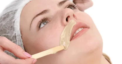 Com esta receita você vai ser capaz de remover o pelo facial super fácil! Não há necessidade de barbear ou usar cera!