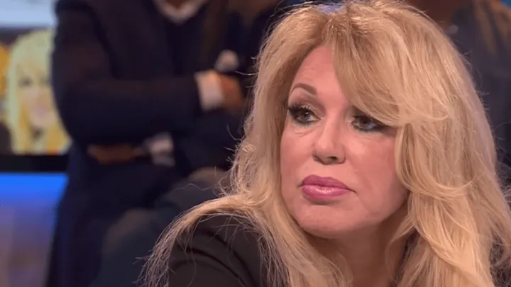 Is het huwelijk van Patricia Paay écht in scène gezet? DIT is wat kenners erover zeggen!