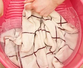 Has your clothing shrunk in the washing machine? This trick will fix it for you!