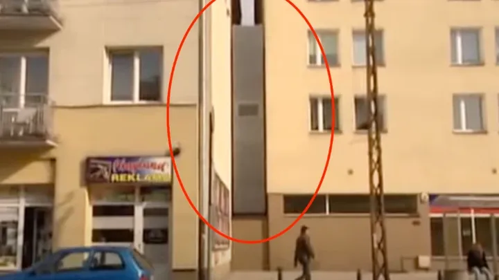 The Narrowest House In The World Is Just 4 Feet Wide – But Wait Until You See Inside!