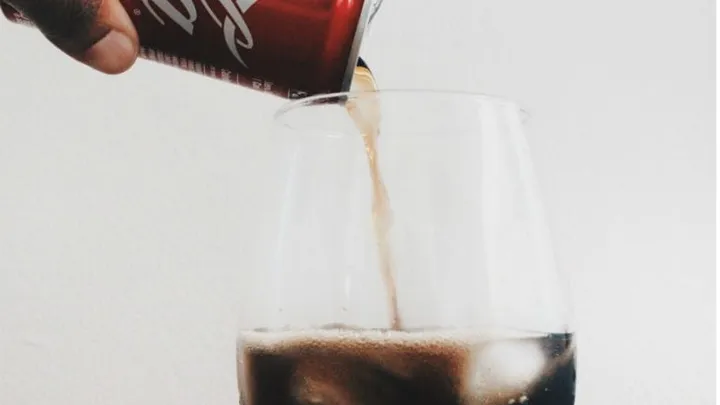 8 unexpected things you could clean using soft drinks