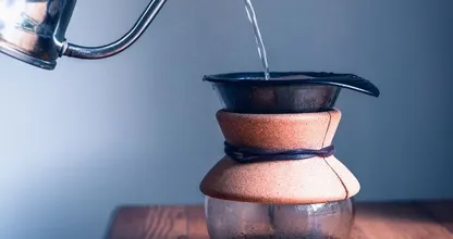 Wirf alten Kaffeesatz nicht weg! Für diese 7 Hausarbeiten ist er noch sehr nützlich!