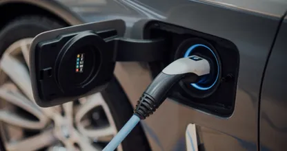 Finden Sie heraus: Müssen Sie das Öl in Ihrem Elektroauto wechseln?