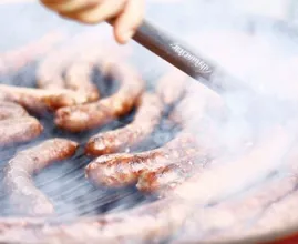 Rook van de barbecue kun je beter niet inademen om deze gezondheidsredenen