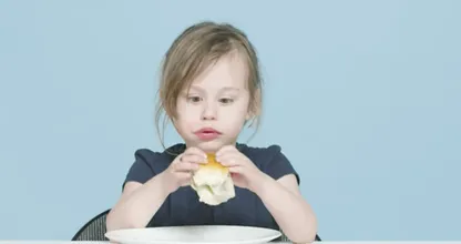VIDEO: Amerikaanse kinderen krijgen Hollandse etenswaren voorgeschoteld en DIT is hun mening