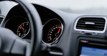 Waarom je de airco in je auto beter niet kunt gebruiken
