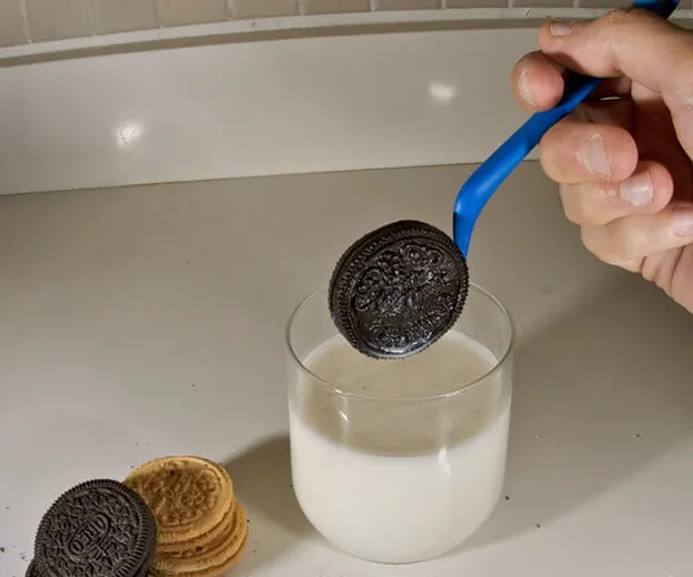 Een Oreo dip stokje