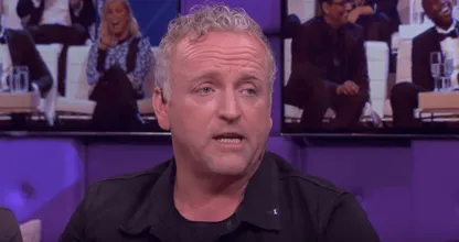 Gordon begaat enorme blunder tijdens Golden Globes: ‘Ik schaam me dood!’