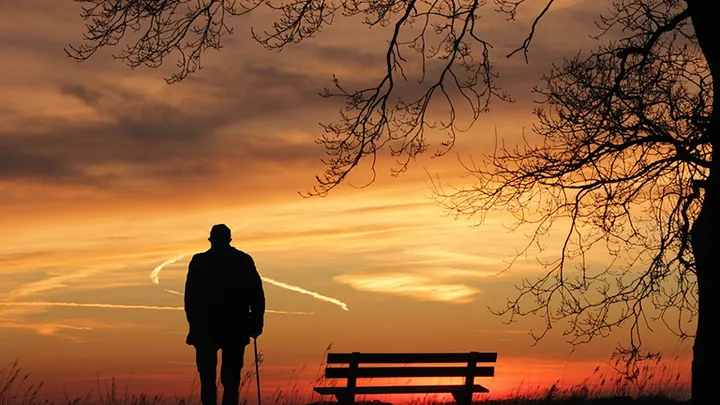Lonely man didn’t want to be alone for Christmas, so he did this