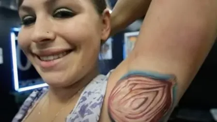 Estos son los 33 tatuajes más absurdos de todos los tiempos