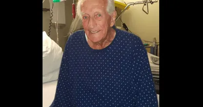Deze hippe opa Piet gaat viraal op het internet en krijgt beterschapswensen van over de hele wereld!