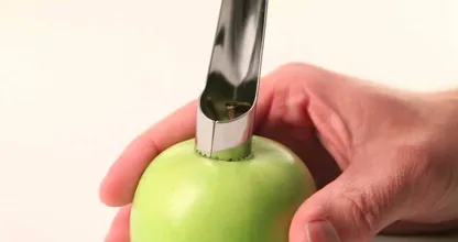 Ein Apfelbohrer kann so viel mehr als nur Äpfel aushöhlen