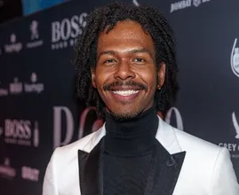 AVROTROS bevestigt: Jeangu Macrooy vertegenwoordigt Nederland op Eurovisiesongfestival