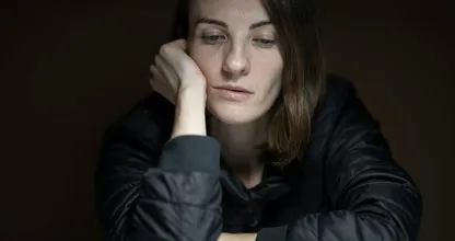 Vrouw is ten einde raad: 'Heeft mijn man een affaire met een collega?'