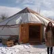 このカップルはヨットに住んでいる - 中を見るまで判断しないでください！