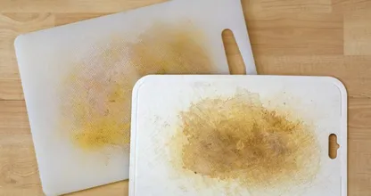 Stubborn Stains In Your Plastic Cutting Board? This Is How To Get Rid Of Them