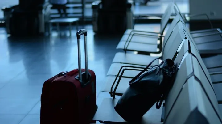 De rolkoffer is vanaf november geen handbagage meer bij deze vliegtuigmaatschappij