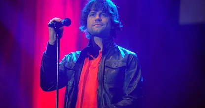 Wow! Simon Keizer ziet er opeens heel anders uit!