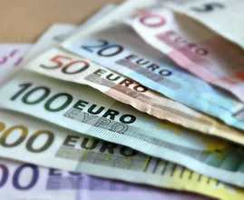 Nederlanders houden volgend jaar netto meer over van hun loon