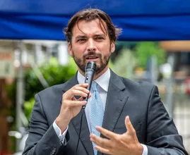 Thierry Baudet over complottheorieën: 'Ik ben een aanhanger'