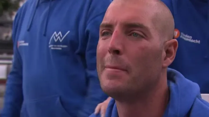 Maarten van der Weijden doet opnieuw poging om zwemmend de Elfstedentocht te volbrengen
