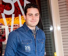 Wedding bells: Douwe Bob vraagt vriendin ten huwelijk