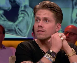 André Hazes openhartig over relatie met familie: ‘Mijn vader was nog minder thuis dan ik’
