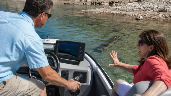 Boaters Spot Something Disturbing in A Lake — Call Police After Seeing What It Is…