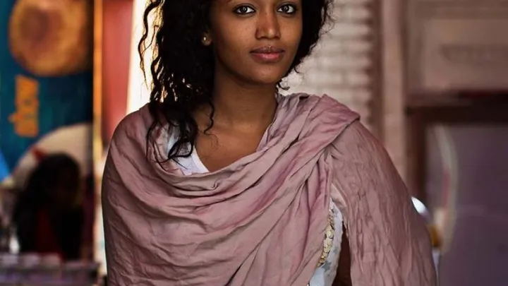 30 beautiful women from around the world