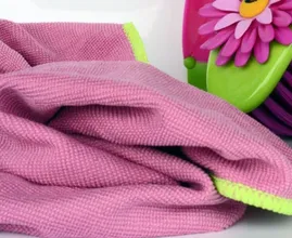 Use THIS trick to clean your dishcloth within 2 minutes! No need for a washing machine!