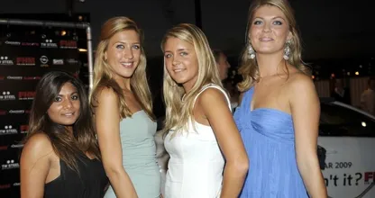 Ken jij ze nog? Dit is hoe de Echte Gooische Meisjes er nu uitzien