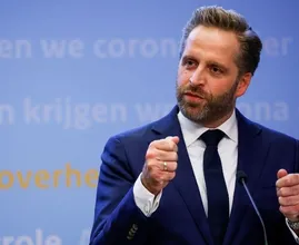 De Jonge: 60-minners vanaf januari aan de beurt voor boosterprik