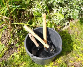 Gardeners have an easy trick for keeping spades and tools rust-free all winter