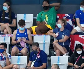 Atleet Olympische Spelen gaat viraal vanwege brei- en haakwerken