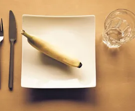 Everyone believes this dieting trick but it doesn't help you lose weight at all