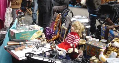 Do you like to visit flea markets? THESE are the things you should never buy second hand!