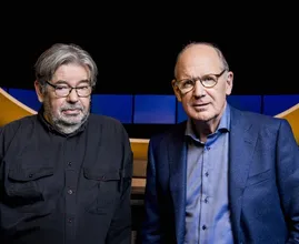 Wie bedenkt eigenlijk de vragen voor De Slimste Mens?