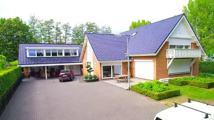 Even gluren: de villa van Frans Duijts staat (weer) te koop