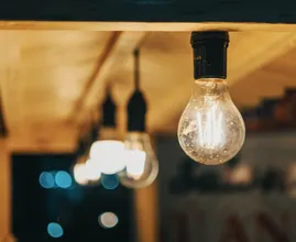 Waarschuwing: Praxis roept lampenfittingen terug om elektrocutiegevaar