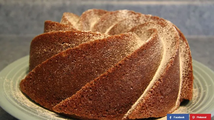Rezept: Vanillekuchen mit Eierlikör.