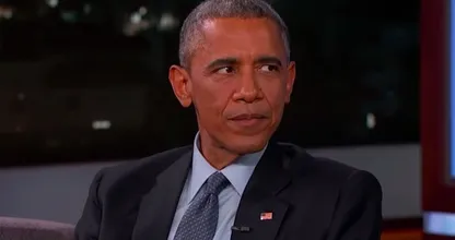 Personeel van het Witte Huis haalt kerstgrap met Obama uit.. Wij liggen slap van het lachen!