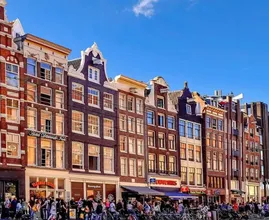 Voor het eerst in 11 jaar werden er meer winkels geopend in Nederland