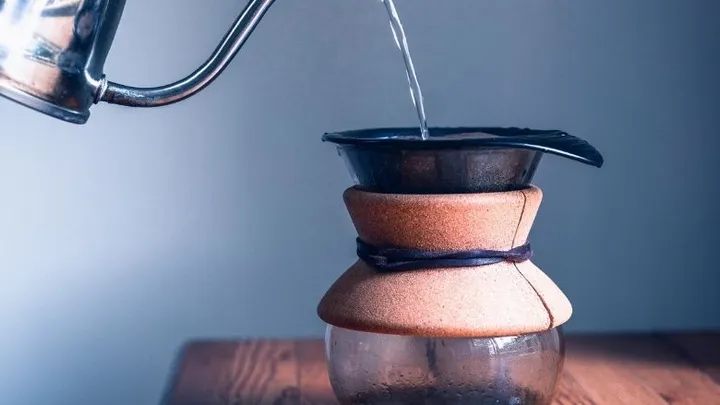 Gooi koffiedik niet weg! Gebruik het voor deze 7 klusjes in huis