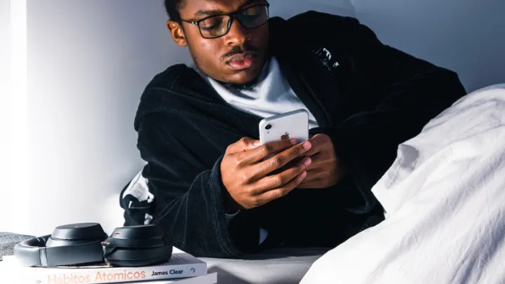 3 tips to make sure your phone won't keep you up all night