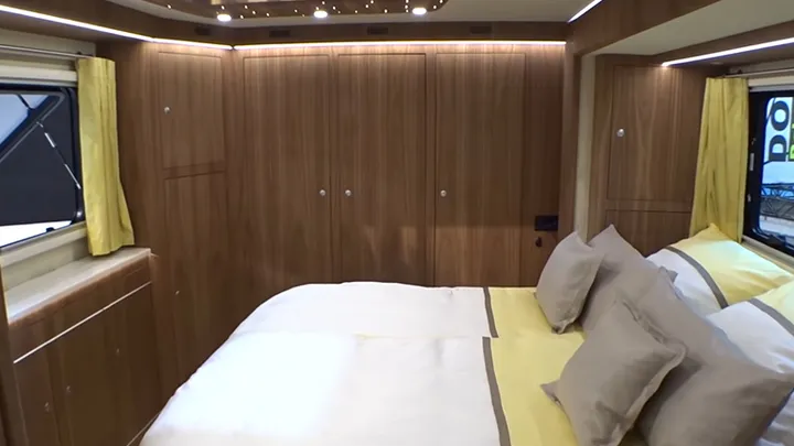 Luxury mobile home worth 1.42 million has built-in garage – The interior is even better!