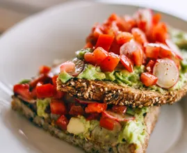 Zo ongezond is het om de lunch over te slaan