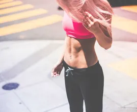 5 ejercicios para tus abdominales que puedes hacer en tan solo un minuto