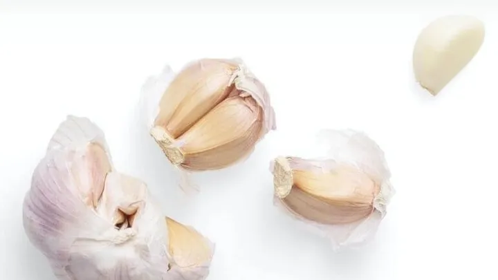 This is the best way to store garlic