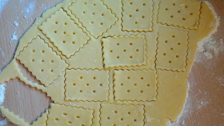 Oops: this mother accidentally bakes incredibly inappropriate cookies for her son's birthday! Hilarious!